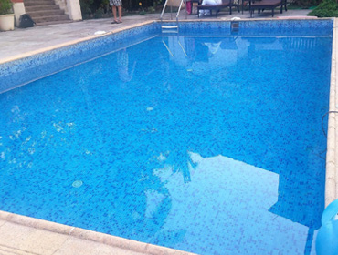 SWIMMING POOL CLEANING & DISINFECTION